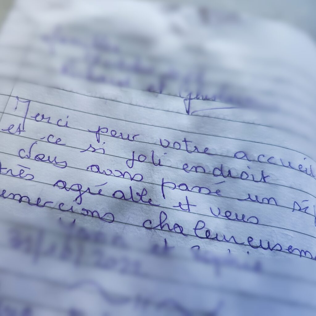 Guestbook note thanking the hosts for their welcome and the beautiful place